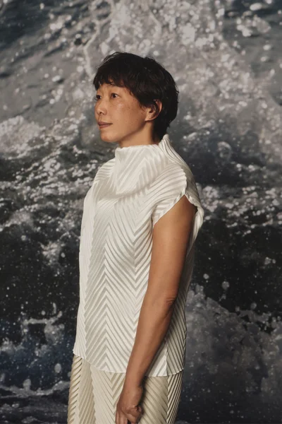 Look 3